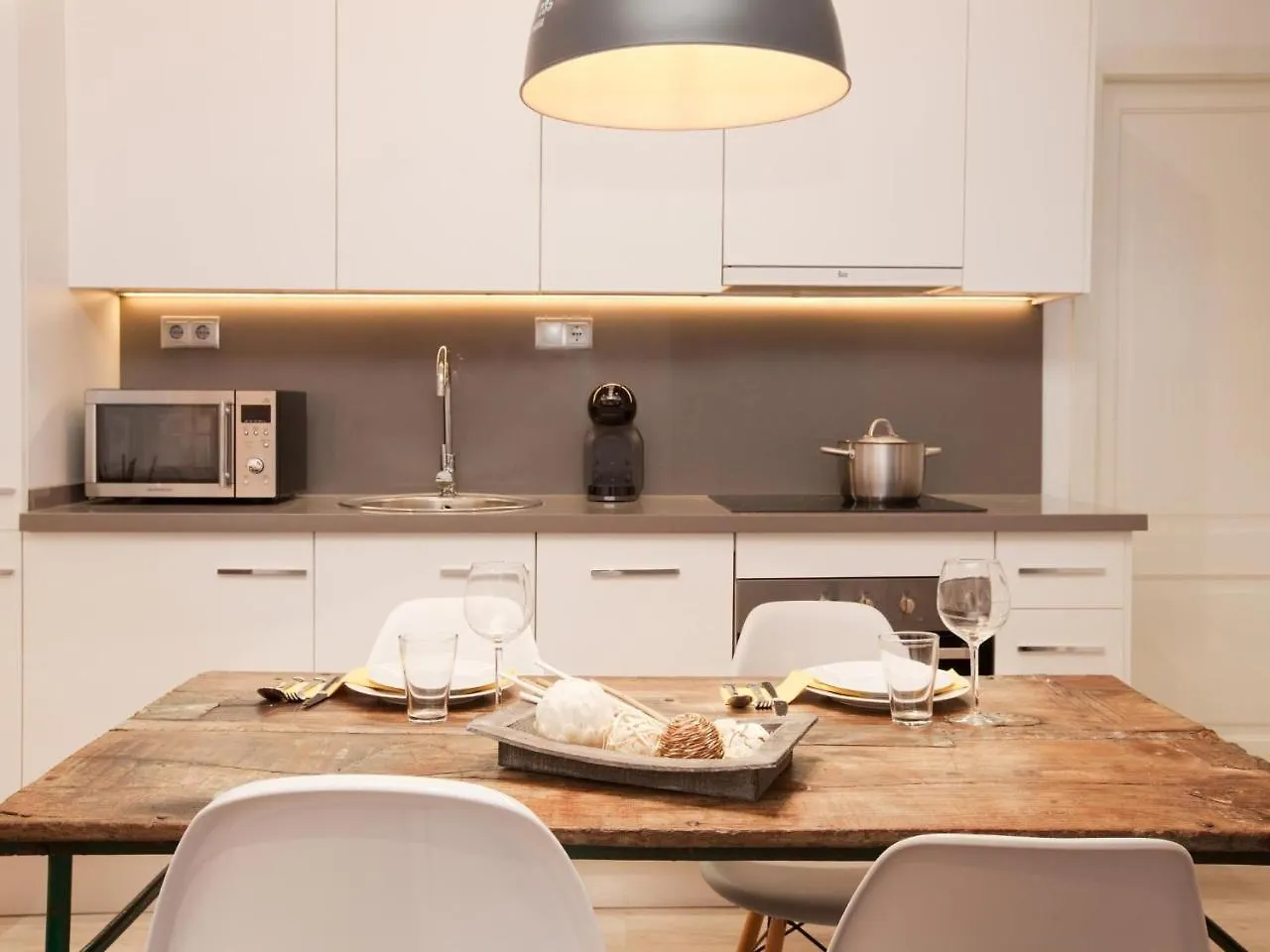 Seneca Ny Apartment Barcelona