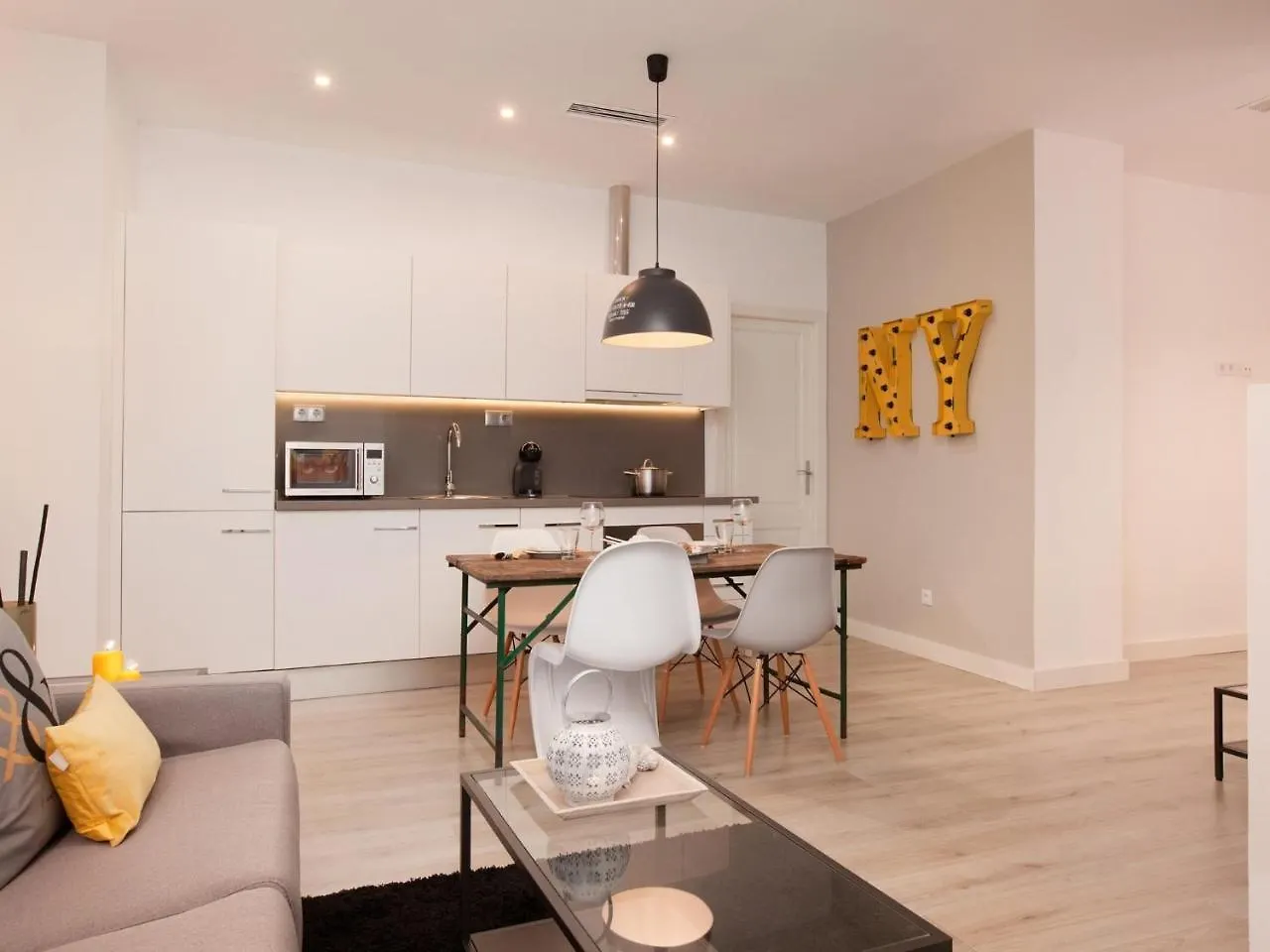 Seneca Ny Apartment Barcelona